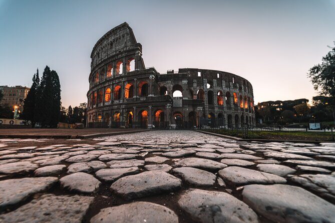 Ancient Rome at Twilight Walking Tour - Starting at Piazza Venezia and the Altare della Patria vibe