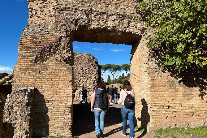 Ancient Rome Discovery: Colosseum, Forum, Palatine Guided Tour - Value Check: $156 for Reserved Entry and Three Sites