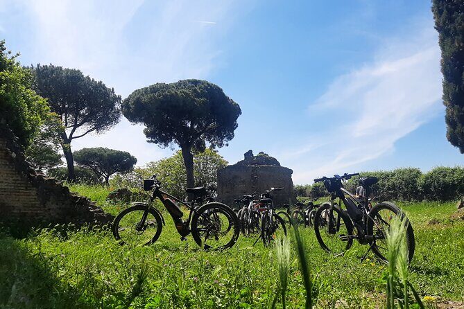 Appian Way Aqueducts Bike Tour (Catacombs & Lunch Option) - Rolling the Appian Way: aqueducts, villas, and the Queen of Roads