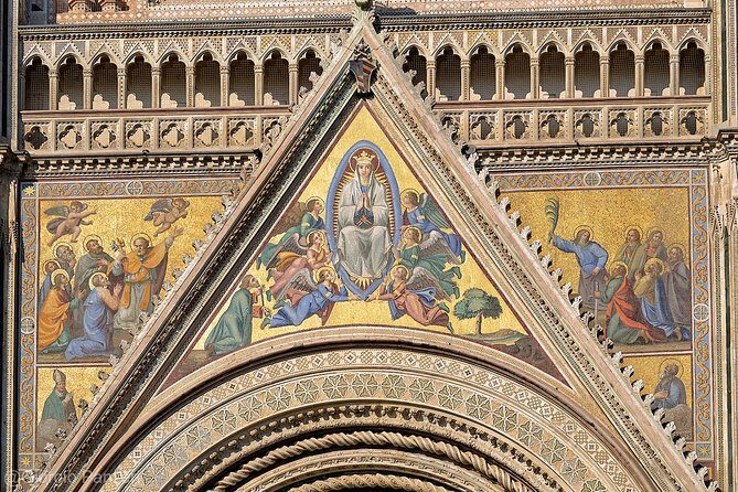 Assisi and Orvieto Guided Day Tour from Rome with Lunch - The quick-but-meaningful stops: Santa Maria Maggiore and Santa Maria degli Angeli