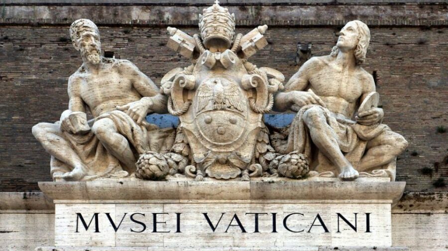 Best of the Vatican: Fast Track Highlights - Meet your guide: art historians who guide your eyes