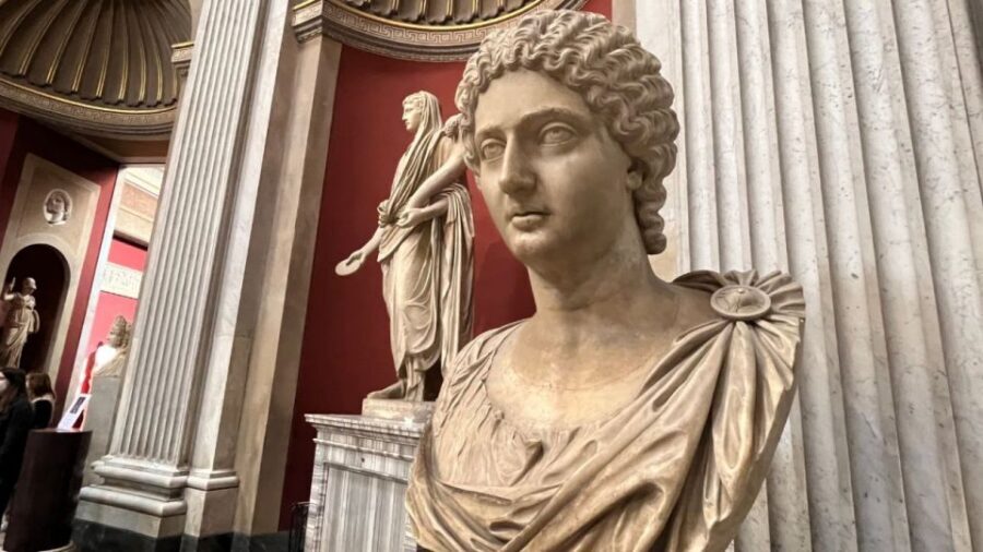Best of the Vatican: Fast Track Highlights - Dress code, security lines, and other must-know rules