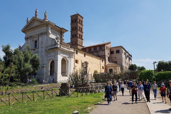 Colosseum Arena Floor, Roman Forum and Palatine Hill Guided Tour - Live guide and headsets: how this tour helps you keep up