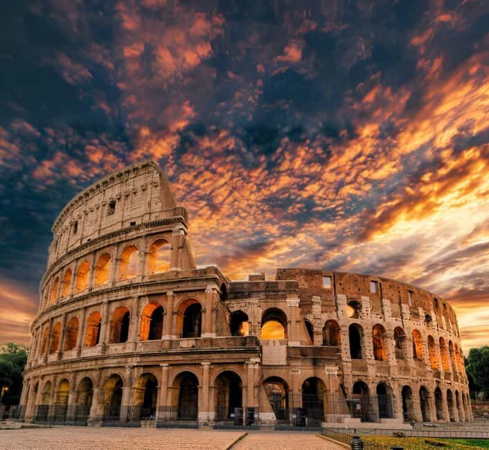 Colosseum Arena, Forum & Palatine Hill Guided Tour - Getting started at Via delle Terme di Tito: where timing usually wins