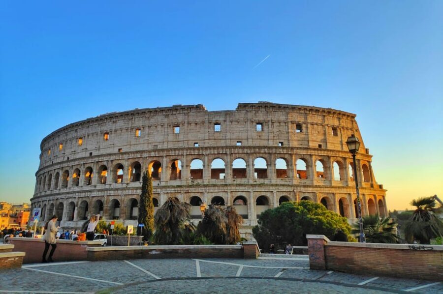 Colosseum Entry with digital audioguide and arena option - Timing it right for a 2.5-hour visit