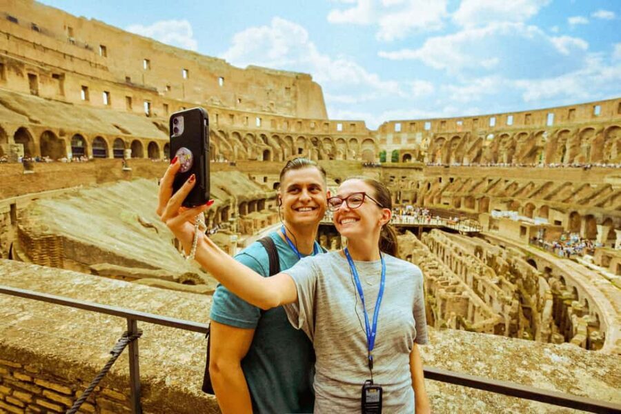 Colosseum, Palatine Hill and Roman Forum Guided Tour - Meeting at the Arch of Constantine and using your mobile ticket