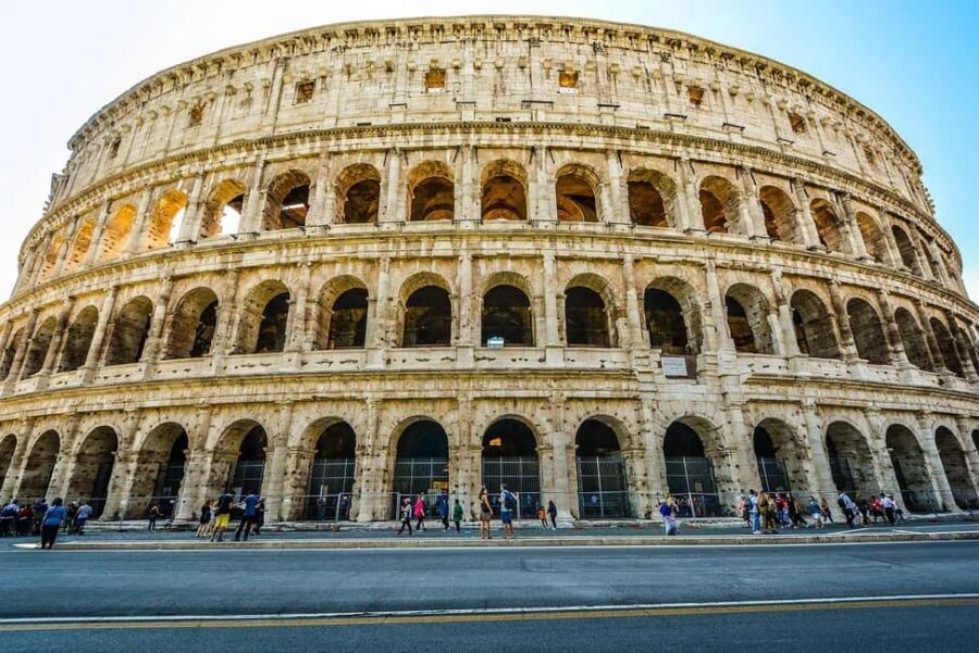 Colosseum, Palatine Hill and Roman Forum Guided Tour - The meeting point system that actually works