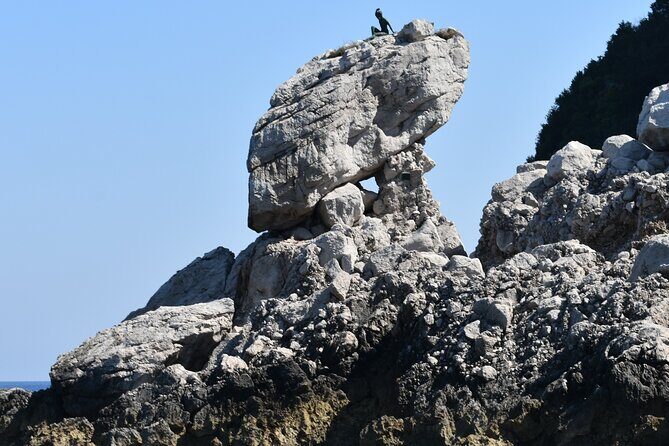Day Trip to Capri and Blue Grotto From Naples & Sorrento - Capri town, La Piazzetta, and the island shuttle bus flow