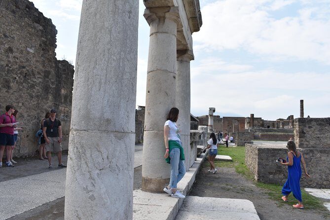 Discover the Ancient Ruins of Pompeii: Day Trip from Rome - Mount Vesuvius context: making the eruption story click