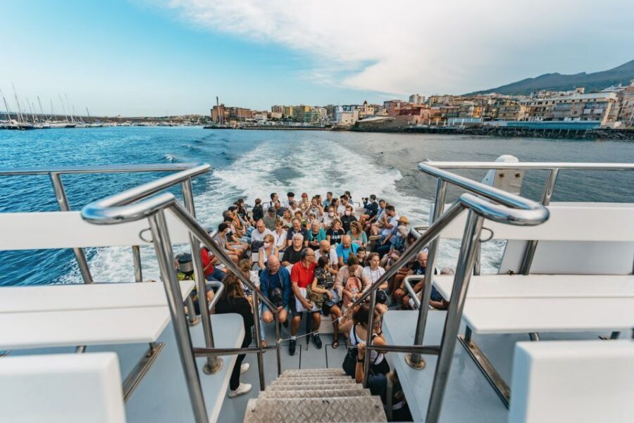 From Naples: Gulf of Naples & Capri Sightseeing Boat Tour - The guided boat around Capri: grotto time plus the coastline highlights