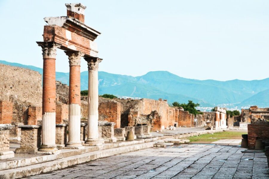 From Naples or Sorrento: Pompei Half-Day Tour - The Guided Walk: Markets, Forum, and Roman Street Life