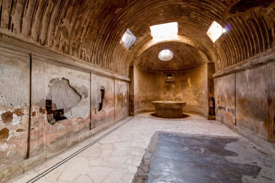 From Naples: Pompeii and Herculaneum Tour with Lunch - Guides, Audio, and the Reality of Group Tours