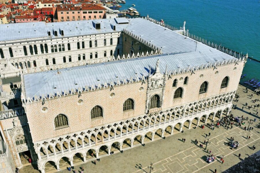 From Rome: Day Trip to Venice by High-Speed Train - High-speed train + waterbus: the core value of a one-day Venice fix