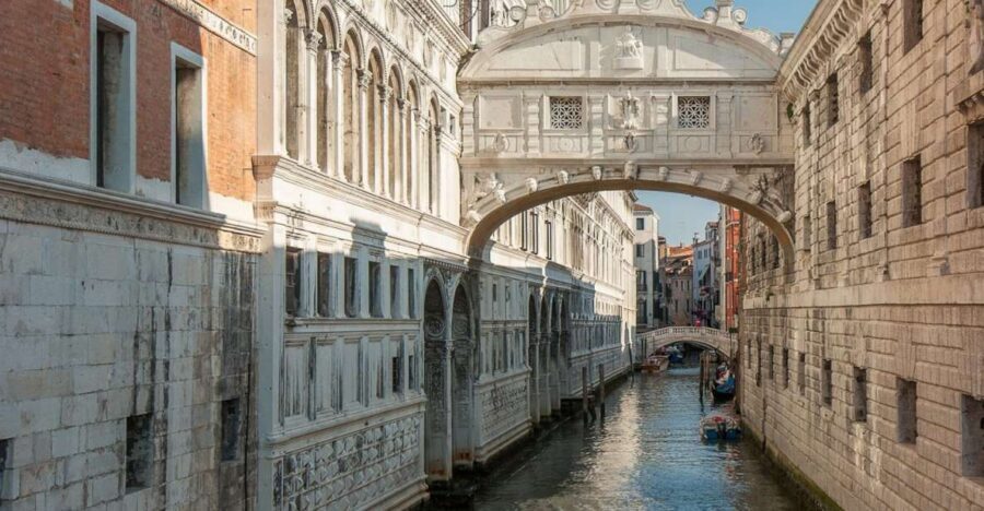 From Rome: Day Trip to Venice by High-Speed Train - First stop in Venice: the waterbus ride that sets the mood
