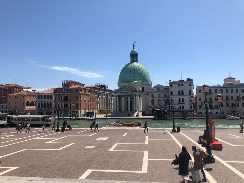 From Rome: Day Trip to Venice by High-Speed Train - Aperitivo in the Venetian style: cicchetti + Venetian spritz near Santa Lucia