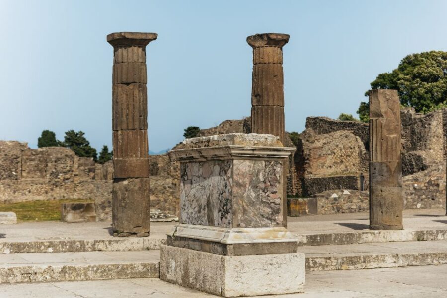 From Rome: Pompeii Day Trip with Optional Vesuvius and Lunch - Mount Vesuvius: crater hike or geologist-led walk