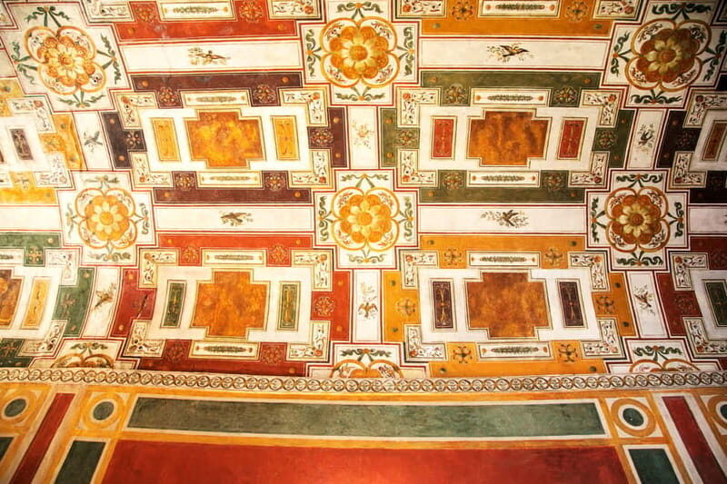 From Rome: Villa D'Este and Hadrian's Villa Tivoli Day Tour - The garden “architecture” you’ll actually feel