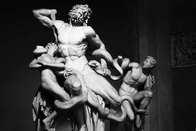 Guided Tour Vatican Museums & Sistine Chapel with Basilica Access - Stop 1: Cortile della Pigna and why that early courtyard is a smart first move
