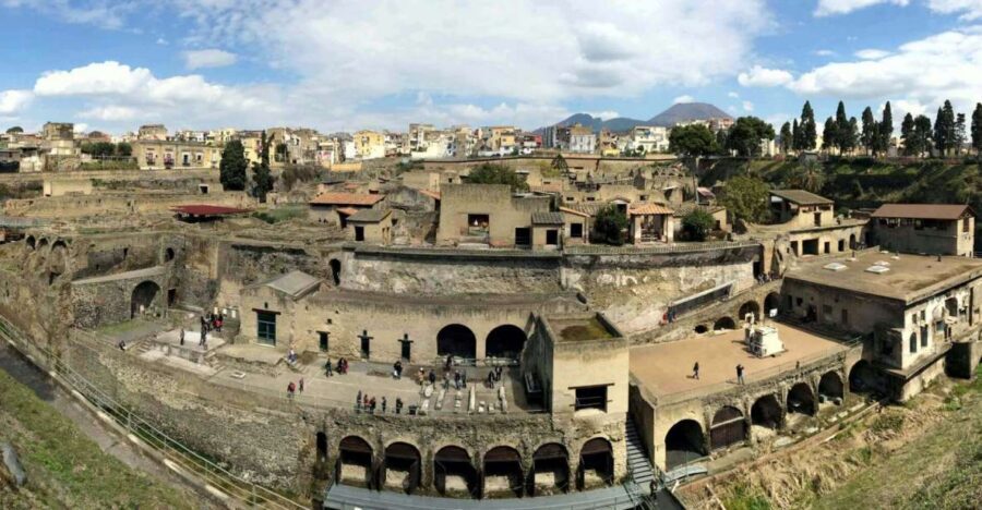 Herculaneum: Skip-the-Line Entry Ticket with Audio Guide - The Eruption Story: Sea Rescue, Skeletons, and the Caves