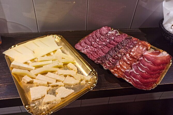 Jewish Ghetto & Piazza Navona: Food, Wine & Sightseeing Rome Tour - Campo de’ Fiori: wine, food, and the classic market-square energy