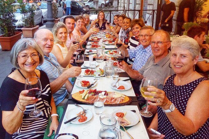 Jewish Ghetto & Piazza Navona: Food, Wine & Sightseeing Rome Tour - Area Sacra di Largo Argentina: ruins, temples, and the synagogue exterior