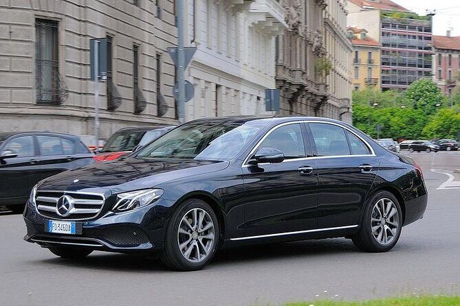 Luxury Private Transfer Rome from /to Civitavecchia Port - The port meet-up: how the driver finds you at Civitavecchia