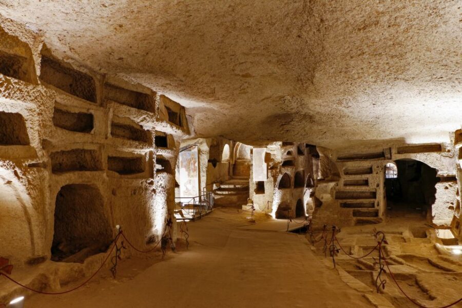 Naples: Catacombs of San Gennaro Entry Ticket & Guided Tour - What You’ll See Underground: Frescoes, Byzantine Paintings, and Mosaics