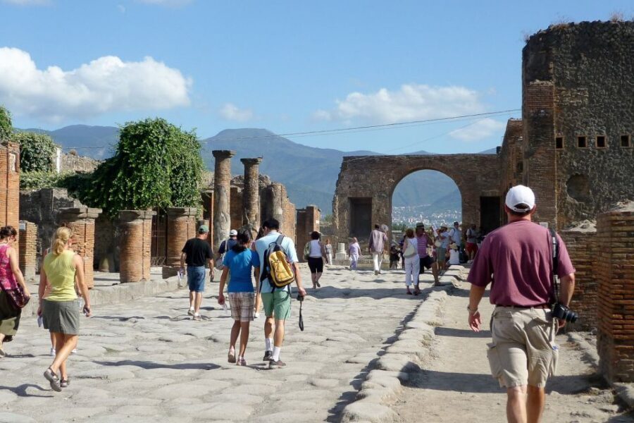 Naples: Day Trip to Pompeii and Capri - Panoramas at Gardens of Augustus and the Faraglioni Sea Stacks