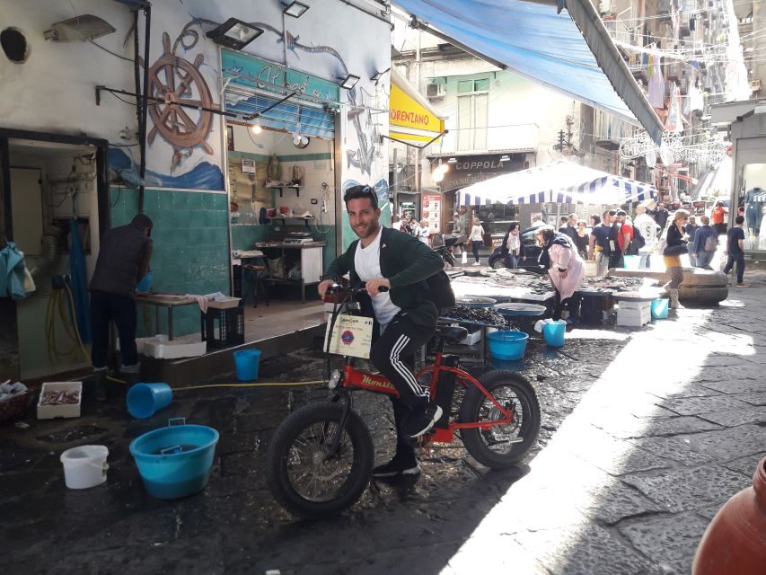 Naples: Sightseeing Tour by E-Bike - Why an e-bike tour fits Naples so well