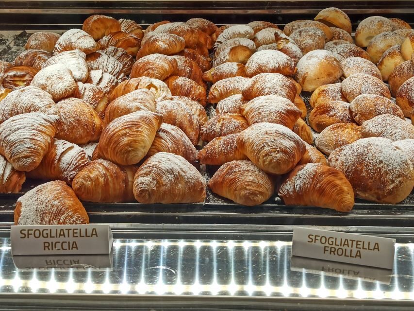 Naples: Street Food Walking Tour with Local Guide - Gelato Finish: The Sweet Close Without the Aftershock