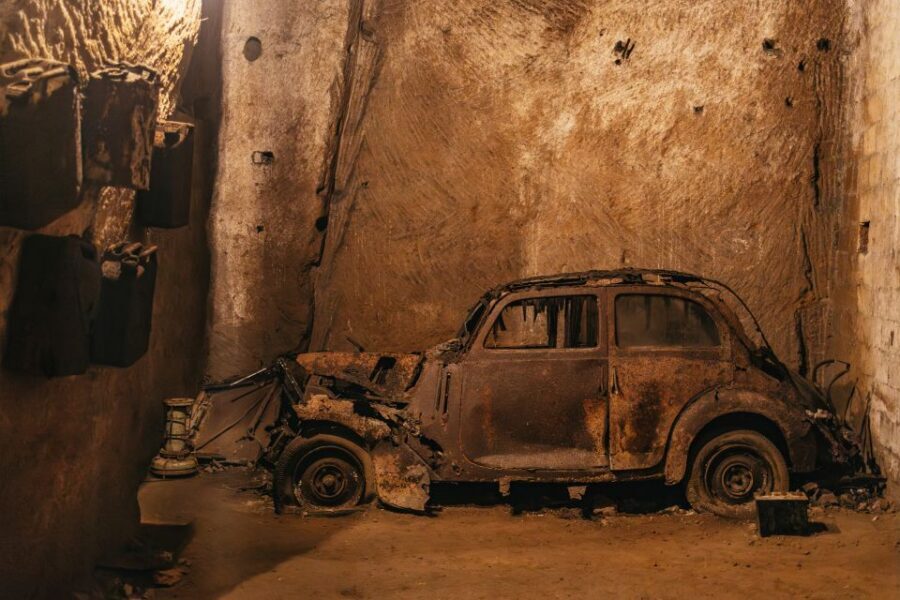 Naples: The Bourbon Tunnel Guided Tour with Entrance Ticket - Tour Length and Timing: 1 Hour That Can Feel Longer