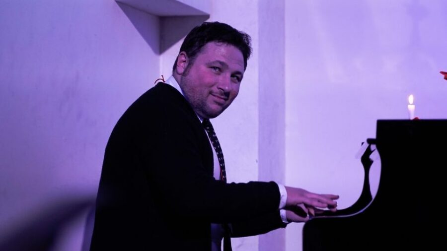 Naples: Traditional Neapolitan Music Concert - Pairing it with Naples dinner and sightseeing