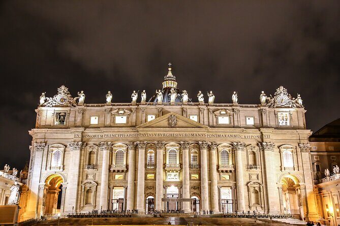 Night Tour of Rome with Local Pizza Dinner and Gelato Experience - The Pizza Dinner: More Than a Meal Stop