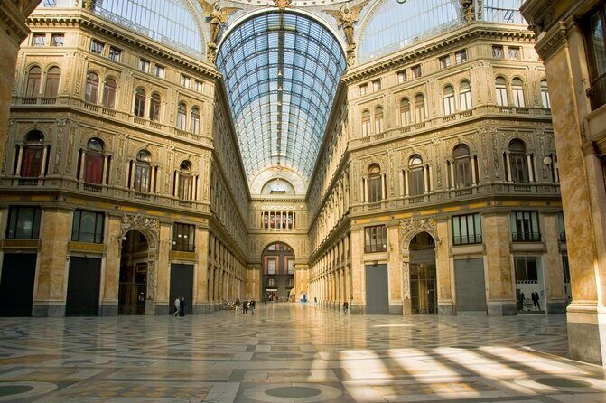 Not Just Another Naples Street Food Tour with Eating Europe - How Walking, Timing, and Group Size Affect Your Day