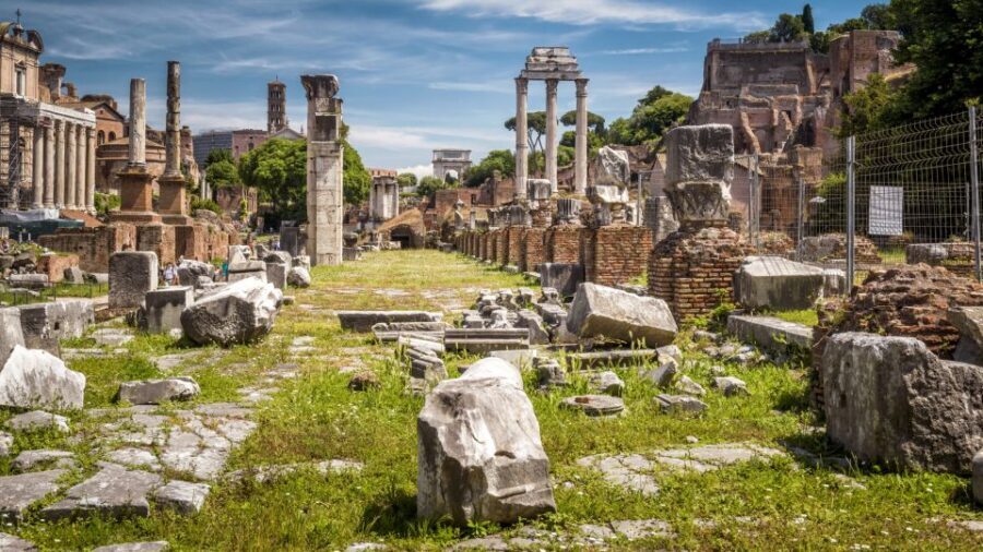 Palatine Hill and Roman Forum Tour with Fast-Track Entrance - How the Guide Makes the Ruins Make Sense