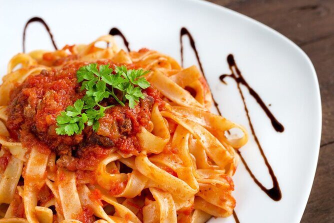 Pasta and Tiramisu Cooking Class in Rome, Piazza Navona - Finishing Touches: Coffee or Limoncello in the Square