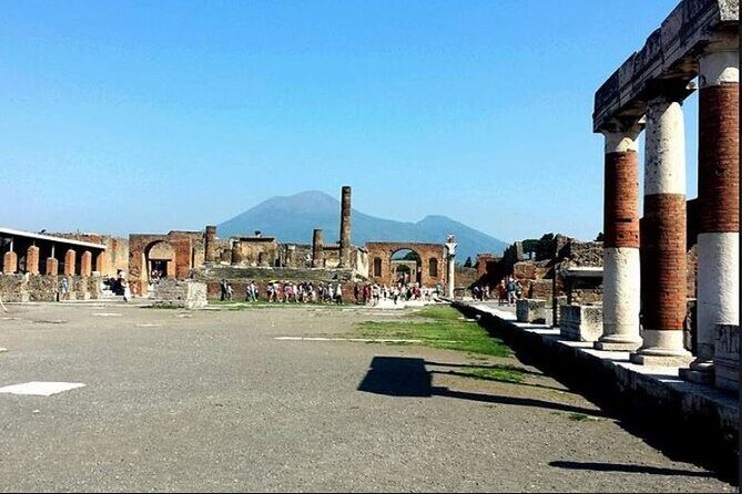 Pompeii 2h Small-Group Tour with Expert Archaeologist - Price and Value: Ticket Included for a Guided Best-Of