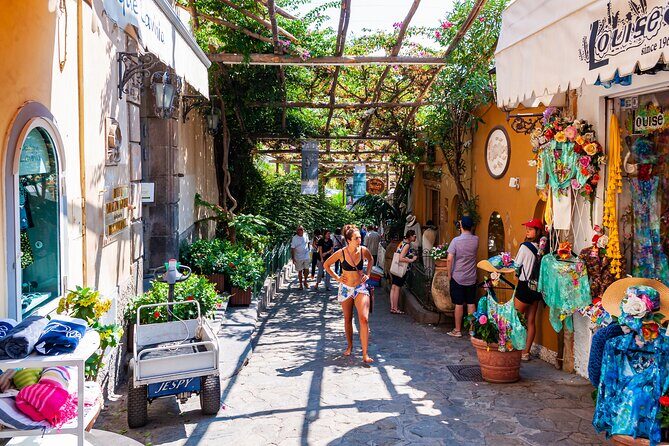 Pompeii, Amalfi Coast and Positano Day Trip from Rome - Positano for two hours: shopping, limoncello, and the climb factor