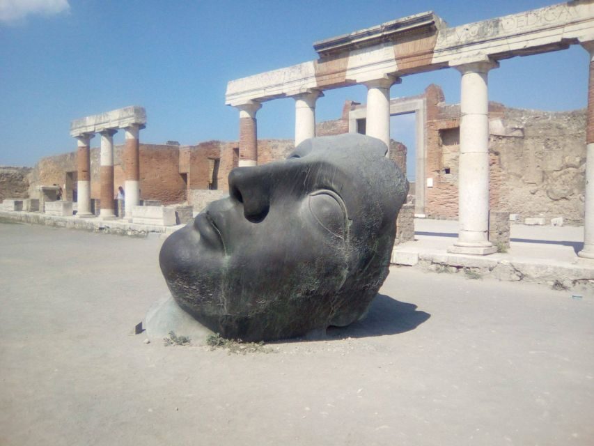Pompeii and Vesuvius Full-Day Tour from Amalfi Coast - The View Over Naples and the Small Tips That Matter