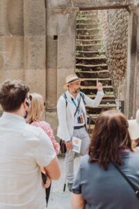 Pompeii: Entry Ticket and Guided Tour with an Archaeologist - Meeting the ruins at Porta Marina and the Temple zone