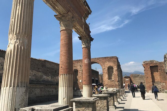 Pompeii Guided Group Tour with Entry Ticket and Archaeologist - Terme del Foro (Forum Baths): Where Daily Routine Gets Real