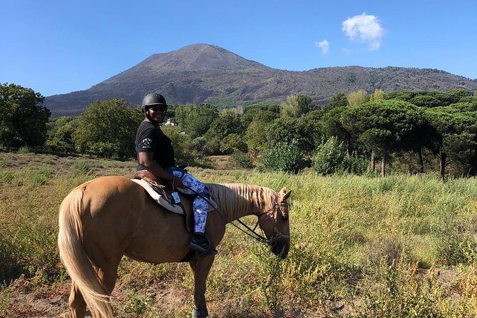 Pompeii Guided Tour & Horse Riding on Vesuvius with Lunch - Horse Riding on Vesuvius Slopes (Not the Crater): What You’ll Feel on the Trail