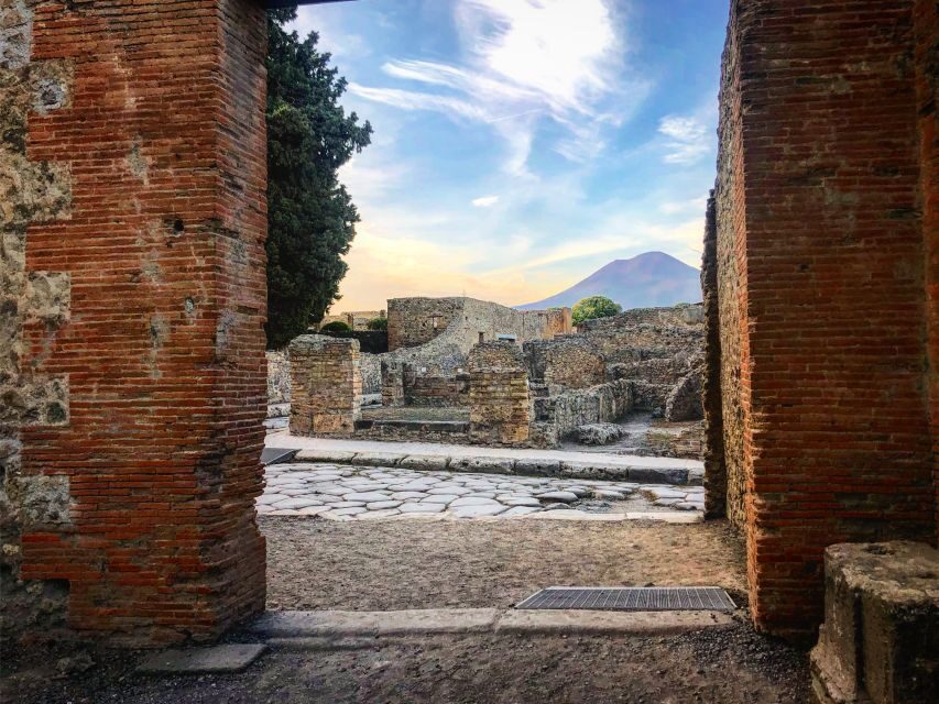 Pompeii: Guided Tour with Skip-the-Line Entry - Key Highlights to Look For