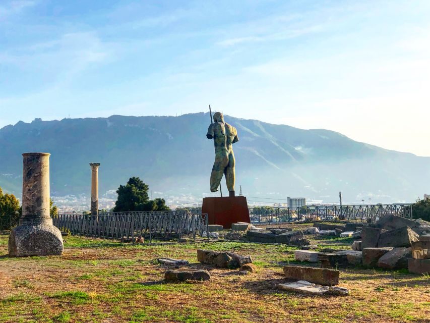 Pompeii: Guided Tour with Skip-the-Line Entry - Heat, Crowds, and Timing Your 2 to 3 Hour Visit