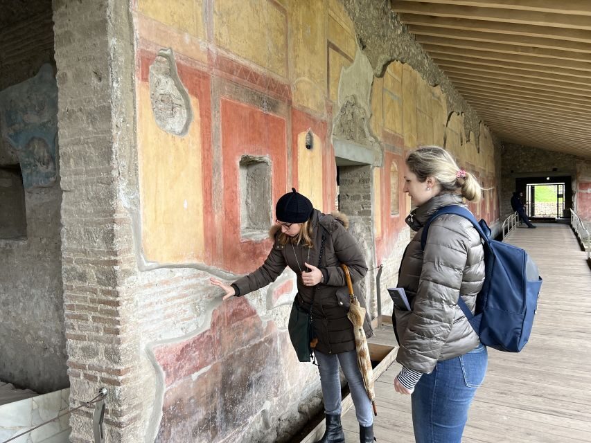 Pompeii: Small-Group Guided Tour with Skip-the-Line Ticket - Vetutius Placidus House and Thermopolium: Daily Life in Plain Sight