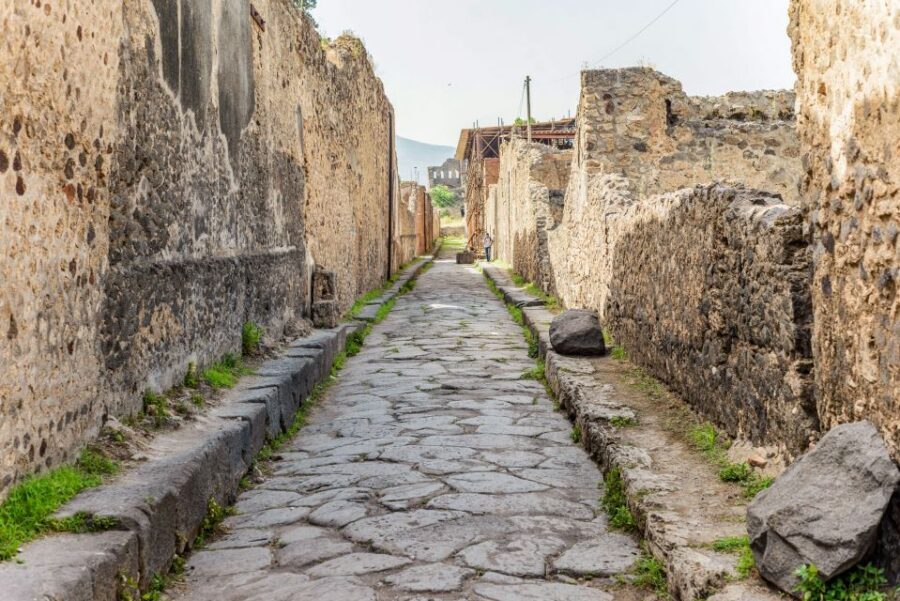 Pompeii Small Group Tour with an Archaeologist - Pace, Walking Terrain, and Comfort Tips That Actually Help