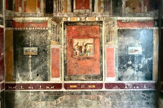 Pompeii Tour & Lunch with Wine Tasting Experience - Pompeii with a guide: how you get more from 2 hours