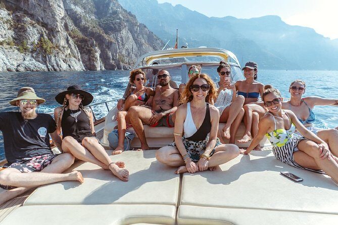 Positano & Amalfi Boat Tour from Naples with Light Lunch - Sorrento to Amalfi: The Stops That Set the Mood