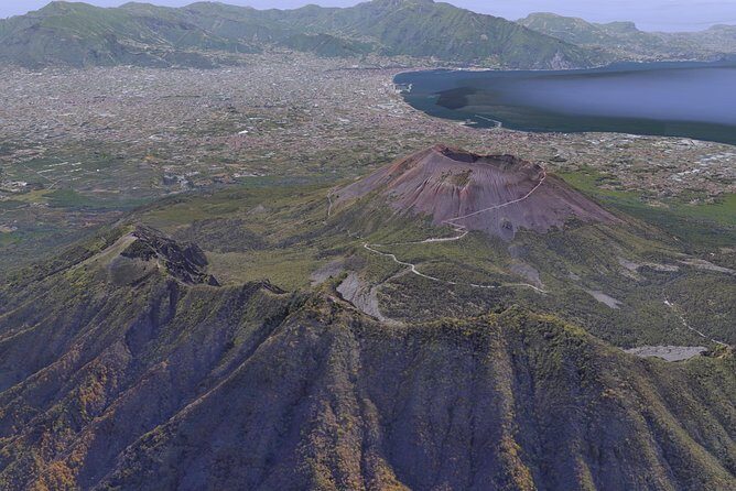 Private Day Tour to Vesuvius, Herculaneum & Pompeii with Pick Up - Comfort and pacing tips so you enjoy the whole itinerary