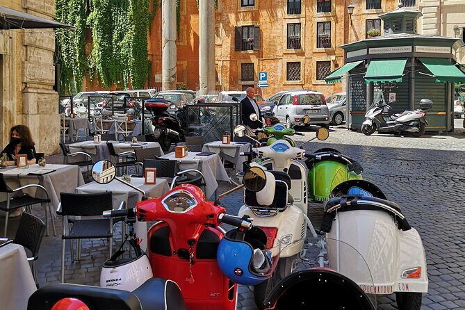 Rome Afternoon Sightseeing Vespa Sidecar Tour with Gourmet Gelato - Trevi Fountain and the Pantheon: the two heavy hitters
